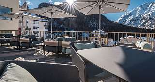 Sunstar Swiss Hotel Collection Pontresina Aussenansicht Winter Terrasse 1